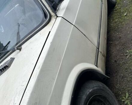 Белый ВАЗ 2107, объемом двигателя 1.6 л и пробегом 300 тыс. км за 556 $, фото 1 на Automoto.ua