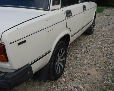 Белый ВАЗ 2107, объемом двигателя 1.6 л и пробегом 82 тыс. км за 1000 $, фото 5 на Automoto.ua