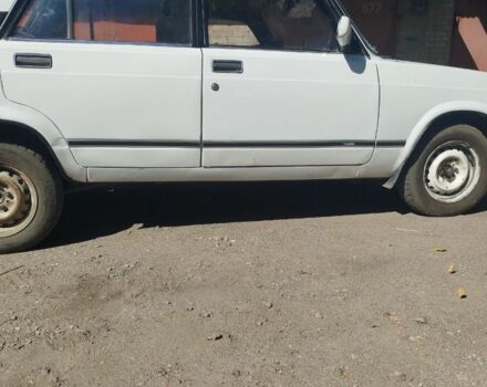 Белый ВАЗ 2107, объемом двигателя 5 л и пробегом 70 тыс. км за 1000 $, фото 6 на Automoto.ua