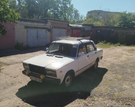 Белый ВАЗ 2107, объемом двигателя 5 л и пробегом 70 тыс. км за 1000 $, фото 4 на Automoto.ua