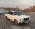 Белый ВАЗ 2107, объемом двигателя 1.5 л и пробегом 50 тыс. км за 595 $, фото 2 на Automoto.ua