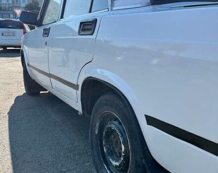 Білий ВАЗ 2107, об'ємом двигуна 1.45 л та пробігом 190 тис. км за 1100 $, фото 4 на Automoto.ua