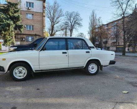 Белый ВАЗ 2107, объемом двигателя 1.5 л и пробегом 200 тыс. км за 1200 $, фото 11 на Automoto.ua