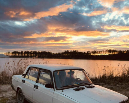 Белый ВАЗ 2107, объемом двигателя 1.3 л и пробегом 35 тыс. км за 399 $, фото 1 на Automoto.ua