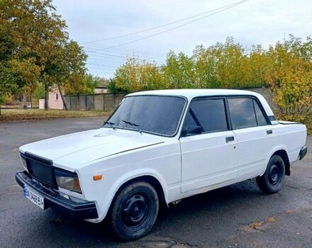 Белый ВАЗ 2107, объемом двигателя 1.5 л и пробегом 195 тыс. км за 500 $, фото 1 на Automoto.ua