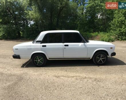 Белый ВАЗ 2107, объемом двигателя 1.5 л и пробегом 200 тыс. км за 850 $, фото 2 на Automoto.ua