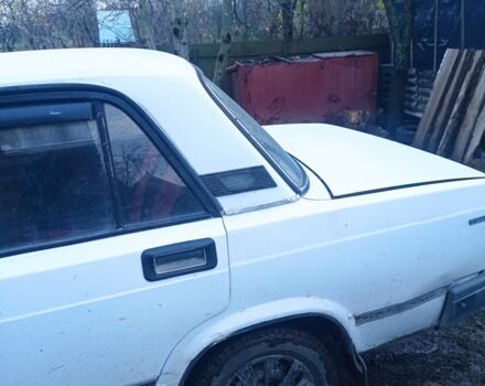 Белый ВАЗ 2107, объемом двигателя 1.5 л и пробегом 2 тыс. км за 572 $, фото 2 на Automoto.ua