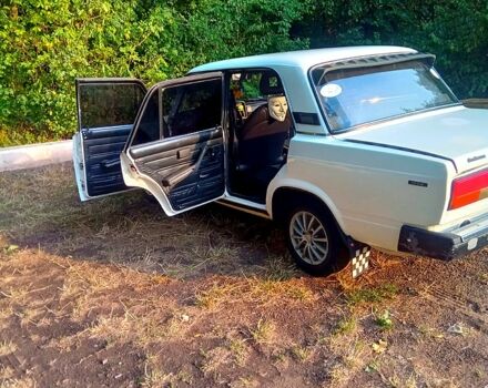 Білий ВАЗ 2107, об'ємом двигуна 1.3 л та пробігом 0 тис. км за 1100 $, фото 2 на Automoto.ua