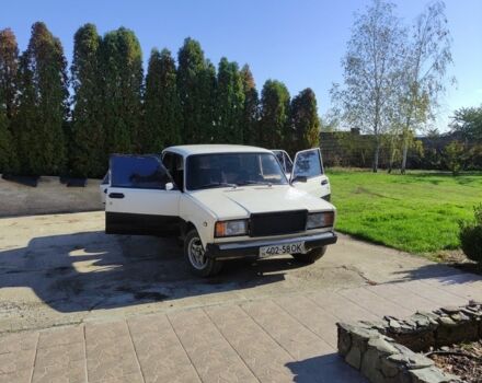 Белый ВАЗ 2107, объемом двигателя 0 л и пробегом 400 тыс. км за 1000 $, фото 1 на Automoto.ua