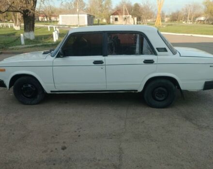ВАЗ 2107 1991 в Добровеличковке на Automoto.ua Белый ВАЗ 2107, объемом двигателя 1 л и пробегом 200 тыс. км за 650 $, фото 2 на Automoto.ua