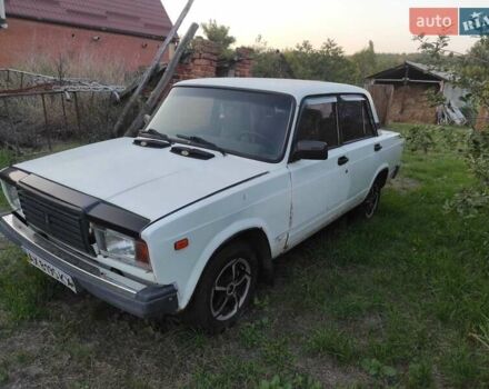 Білий ВАЗ 2107, об'ємом двигуна 1.6 л та пробігом 1000 тис. км за 725 $, фото 4 на Automoto.ua