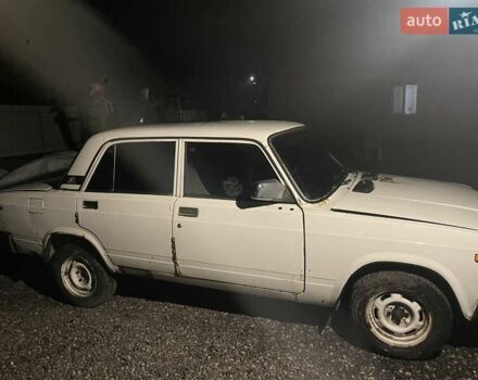 Білий ВАЗ 2107, об'ємом двигуна 1.45 л та пробігом 190 тис. км за 480 $, фото 1 на Automoto.ua