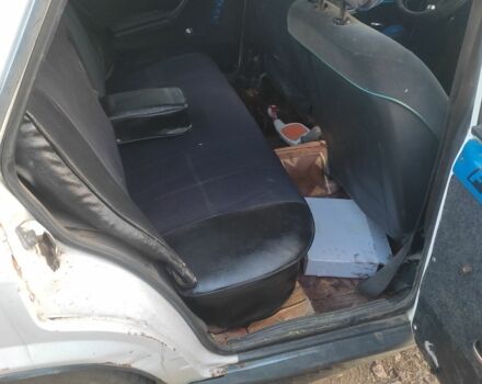 Білий ВАЗ 2107, об'ємом двигуна 0 л та пробігом 999 тис. км за 600 $, фото 4 на Automoto.ua