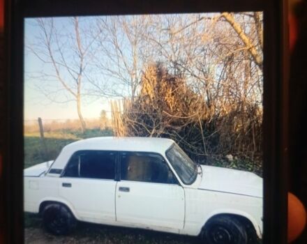 Белый ВАЗ 2107, объемом двигателя 1.5 л и пробегом 20 тыс. км за 400 $, фото 1 на Automoto.ua