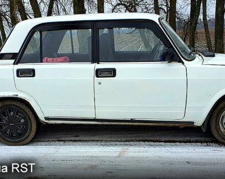 Білий ВАЗ 2107, об'ємом двигуна 15 л та пробігом 271 тис. км за 1200 $, фото 3 на Automoto.ua