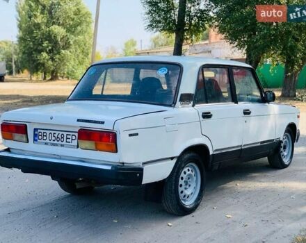Белый ВАЗ 2107, объемом двигателя 1.3 л и пробегом 100 тыс. км за 950 $, фото 4 на Automoto.ua
