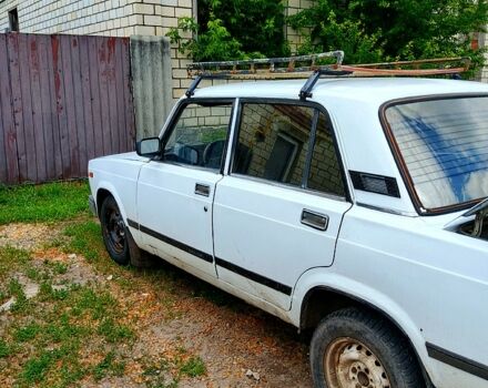 Белый ВАЗ 2107, объемом двигателя 1.5 л и пробегом 0 тыс. км за 750 $, фото 3 на Automoto.ua