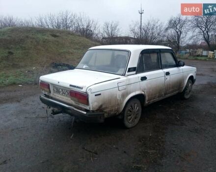 Белый ВАЗ 2107, объемом двигателя 1.5 л и пробегом 443 тыс. км за 450 $, фото 4 на Automoto.ua