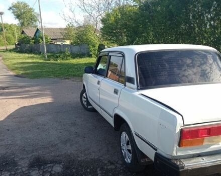 Белый ВАЗ 2107, объемом двигателя 3 л и пробегом 2 тыс. км за 1150 $, фото 3 на Automoto.ua