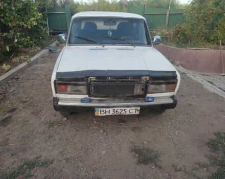 Білий ВАЗ 2107, об'ємом двигуна 0 л та пробігом 999 тис. км за 600 $, фото 1 на Automoto.ua