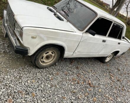 Белый ВАЗ 2107, объемом двигателя 1.5 л и пробегом 3 тыс. км за 406 $, фото 2 на Automoto.ua