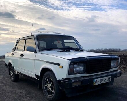 Белый ВАЗ 2107, объемом двигателя 15 л и пробегом 0 тыс. км за 800 $, фото 2 на Automoto.ua
