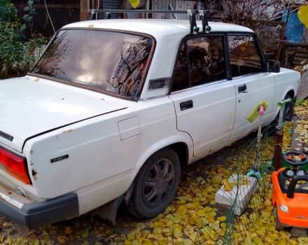 Белый ВАЗ 2107, объемом двигателя 1.5 л и пробегом 111 тыс. км за 500 $, фото 3 на Automoto.ua