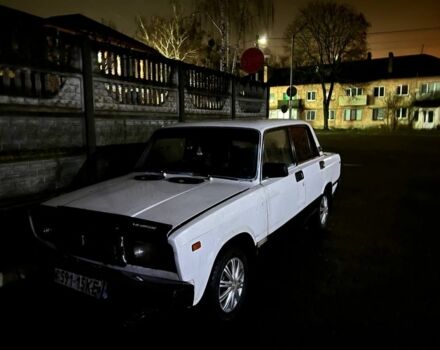 Белый ВАЗ 2107, объемом двигателя 1.5 л и пробегом 30 тыс. км за 600 $, фото 2 на Automoto.ua