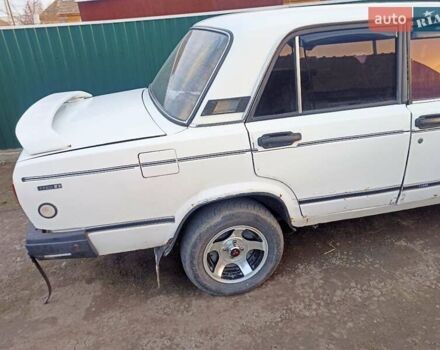 Белый ВАЗ 2107, объемом двигателя 1.7 л и пробегом 140 тыс. км за 1200 $, фото 2 на Automoto.ua