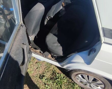 ВАЗ 2107 1994 в Зенькове на Automoto.ua Белый ВАЗ 2107, объемом двигателя 1.5 л и пробегом 350 тыс. км за 358 $, фото 6 на Automoto.ua