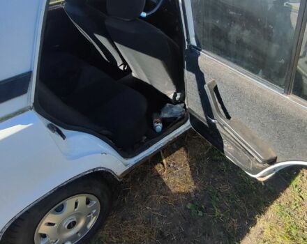 ВАЗ 2107 1994 в Зенькове на Automoto.ua Белый ВАЗ 2107, объемом двигателя 1.5 л и пробегом 350 тыс. км за 358 $, фото 4 на Automoto.ua