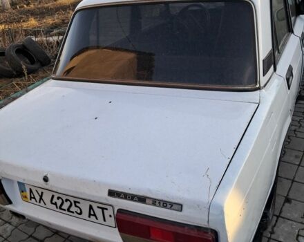 Белый ВАЗ 2107, объемом двигателя 1.5 л и пробегом 5 тыс. км за 1200 $, фото 1 на Automoto.ua