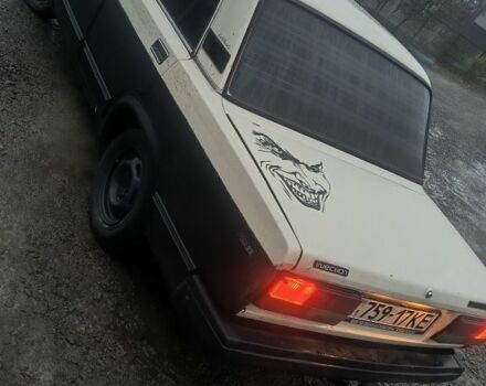 Белый ВАЗ 2107, объемом двигателя 1.7 л и пробегом 300 тыс. км за 497 $, фото 4 на Automoto.ua