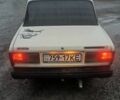 Белый ВАЗ 2107, объемом двигателя 1.7 л и пробегом 300 тыс. км за 497 $, фото 5 на Automoto.ua