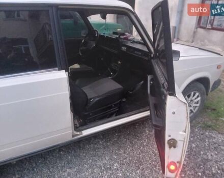 Белый ВАЗ 2107, объемом двигателя 1.5 л и пробегом 95 тыс. км за 1500 $, фото 4 на Automoto.ua