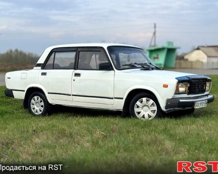 Белый ВАЗ 2107, объемом двигателя 1.5 л и пробегом 58 тыс. км за 950 $, фото 5 на Automoto.ua