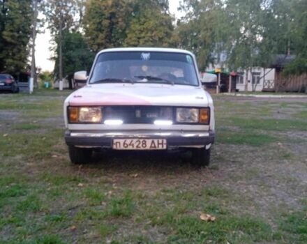 Белый ВАЗ 2107, объемом двигателя 1.5 л и пробегом 89 тыс. км за 443 $, фото 3 на Automoto.ua
