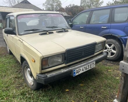 ВАЗ 2107 1995 в Синельниковом на Automoto.ua Белый ВАЗ 2107, объемом двигателя 1.5 л и пробегом 200 тыс. км за 571 $, фото 4 на Automoto.ua