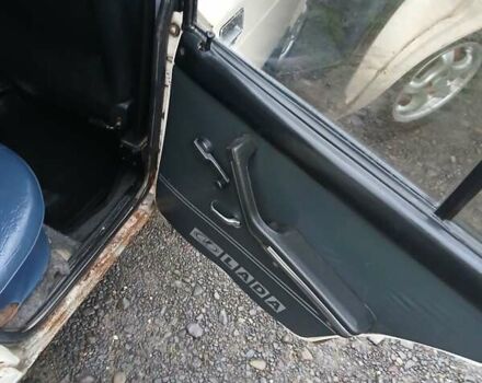 Белый ВАЗ 2107, объемом двигателя 1.7 л и пробегом 38 тыс. км за 700 $, фото 12 на Automoto.ua