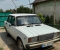 Белый ВАЗ 2107, объемом двигателя 1.45 л и пробегом 280 тыс. км за 500 $, фото 4 на Automoto.ua