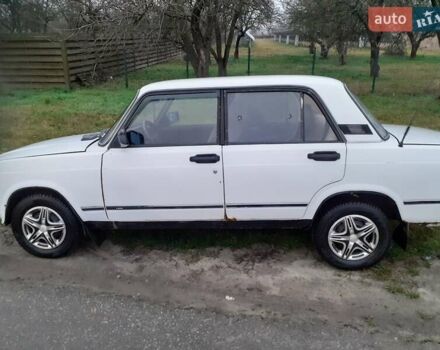 Белый ВАЗ 2107, объемом двигателя 1.45 л и пробегом 30 тыс. км за 1350 $, фото 14 на Automoto.ua