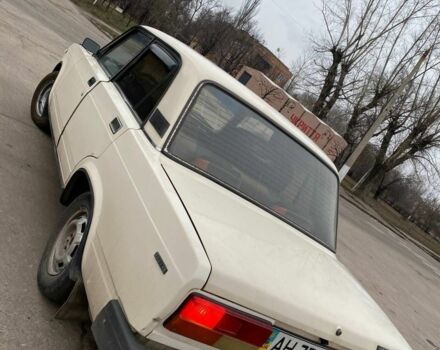 Белый ВАЗ 2107, объемом двигателя 1.5 л и пробегом 243 тыс. км за 710 $, фото 3 на Automoto.ua