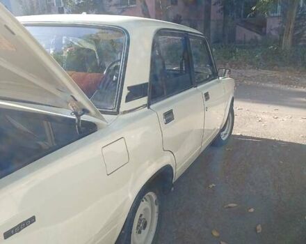Білий ВАЗ 2107, об'ємом двигуна 1.45 л та пробігом 28 тис. км за 2000 $, фото 4 на Automoto.ua