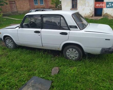 ВАЗ 2107 1996 в Хмельницком на Automoto.ua Белый ВАЗ 2107, объемом двигателя 0 л и пробегом 100 тыс. км за 1200 $, фото 3 на Automoto.ua