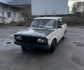 Белый ВАЗ 2107, объемом двигателя 1.45 л и пробегом 100 тыс. км за 600 $, фото 1 на Automoto.ua