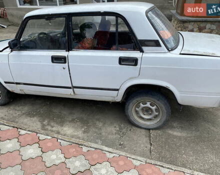 ВАЗ 2107 1996 в Черновцах на Automoto.ua Белый ВАЗ 2107, объемом двигателя 1.57 л и пробегом 125 тыс. км за 900 $, фото 1 на Automoto.ua