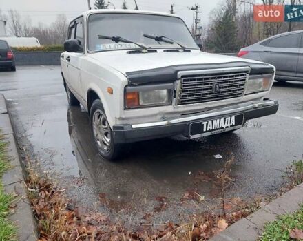 Белый ВАЗ 2107, объемом двигателя 1.5 л и пробегом 100 тыс. км за 427 $, фото 3 на Automoto.ua