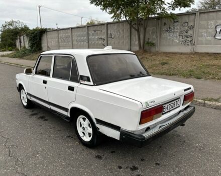 Белый ВАЗ 2107, объемом двигателя 1.6 л и пробегом 200 тыс. км за 699 $, фото 5 на Automoto.ua