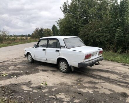 Білий ВАЗ 2107, об'ємом двигуна 1.3 л та пробігом 300 тис. км за 400 $, фото 3 на Automoto.ua