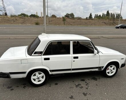 Белый ВАЗ 2107, объемом двигателя 1.6 л и пробегом 200 тыс. км за 699 $, фото 7 на Automoto.ua